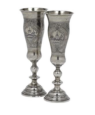 A pair of niello champagne flutes from Moscow, - Stříbro a Ruské stříbro