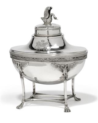 A tea caddy from Paris, - Silver and Russian Silver