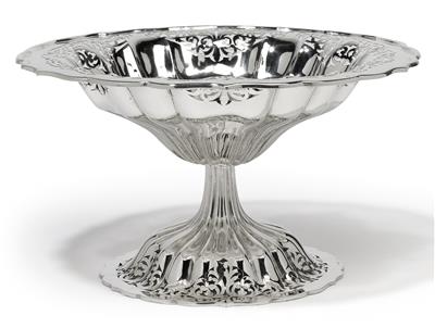 A centrepiece bowl from Vienna, - Stříbro a Ruské stříbro