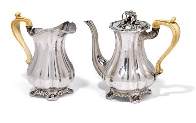 A Biedermeier coffeepot and jug from Vienna, - Argenti e Argenti russi