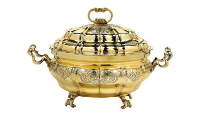 A Small Covered Tureen from Berlin, - Stříbro