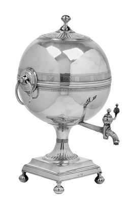 A George III Samovar from London, - Argenti