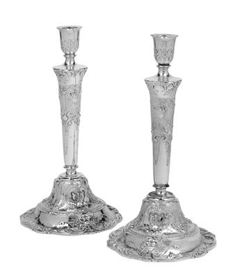 A Pair of Candleholders from America, - Stříbro