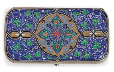 An Enamelled Covered Box from Moscow, - Argenti e Argenti russo