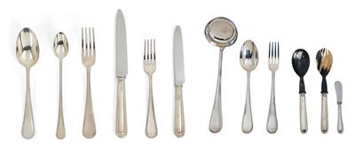 A Cutlery Set for 12 Persons, from Italy, - Argenti e Argenti russo