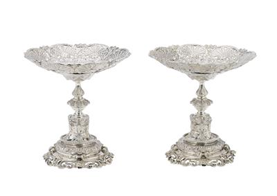 A Pair of Victorian Centrepiece Bowls from London, - Stříbro a ruské stříbro
