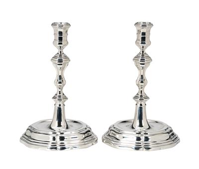 A Pair of Maria Theresa Candleholders from Vienna, - Argenti e Argenti russo
