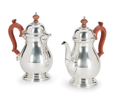 A Tea and Coffee Pot from Birmingham, - Argenti e Argenti russo