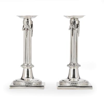 A Pair of Neo-Classical Candleholders from Augsburg, - Argenti e Argenti russo