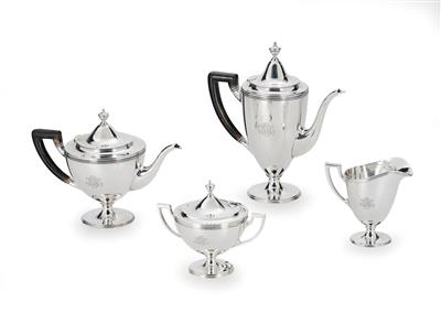 Tiffany - Tee- und Kaffeegarnitur, - Silber und Russisches Silber