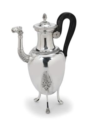 A Silver Coffee Pot from France, - Stříbro