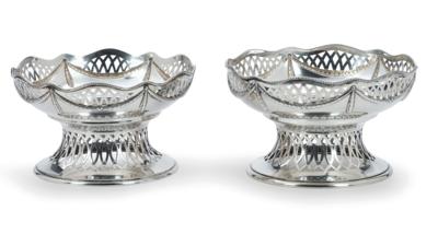 A Pair of Centrepiece Bowls from Germany, - Argenti