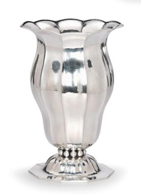 A Vase by Buccellati, - Argenti