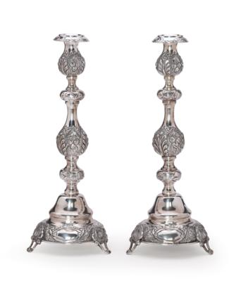 A Pair of Candleholders from London, - Stříbro