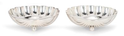A Pair of Bowls from Sheffield, - Argenti