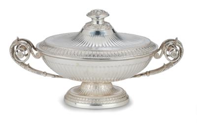 An Italian Covered Tureen, - Argenti