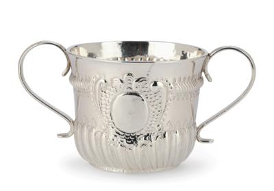 A London Queen Anne Porringer, - Silver