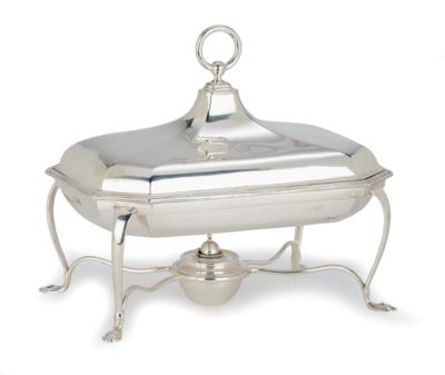 A London Victorian Covered Tureen with Rechaud and Burner, - Argenti