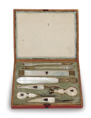 A French Writing Set, - Stříbro