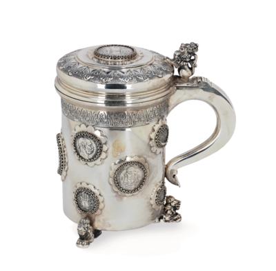 A Coin Tankard, - Stříbro