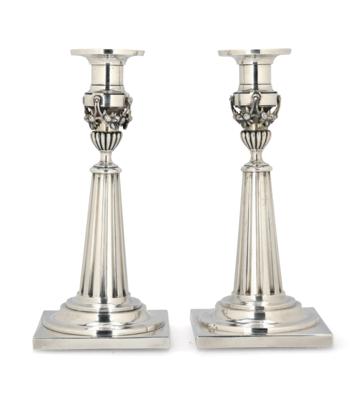 A Pair of Augsburg Neo-Classical Candleholders, - Argenti