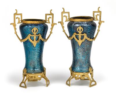 Pair of vases in gilt metal mount, - Stile Liberty e arte applicata del XX secolo