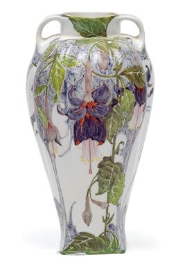 Two-handled vase, - Jugendstil and 20th Century Arts and Crafts