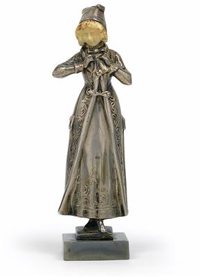 Ferdinand Lugerth, Figure of a girl, - Stile Liberty e arte applicata del XX secolo