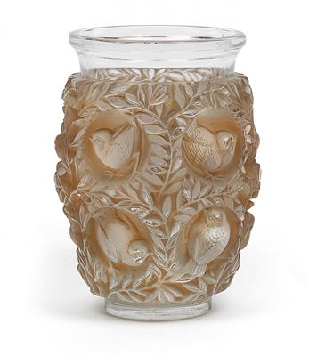 ‘Bagatelle’ vase, - Stile Liberty e arte applicata del XX secolo