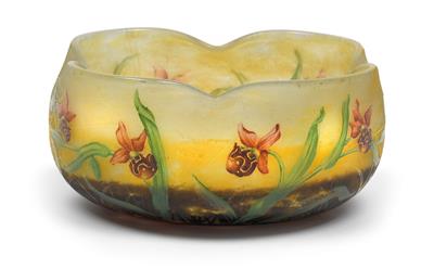 A cobweb bowl decorated with orchids, - Jugendstil and 20th Century Arts and Crafts