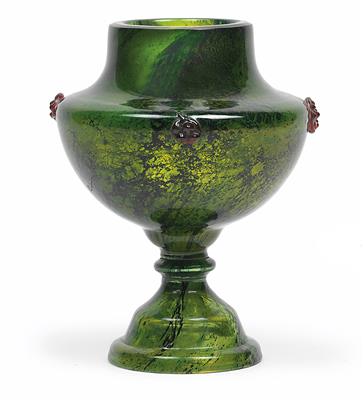 A vase goblet, - Jugendstil and 20th Century Arts and Crafts