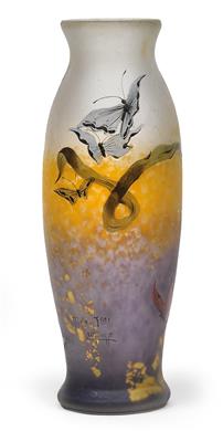 A vase with butterflies, - Secese a umění 20. století