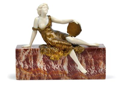 Ferdinand Preiss (1882-1943), Figur "Tambourine dancer" sitzend, - Jugendstil und angewandte Kunst des 20. Jahrhunderts