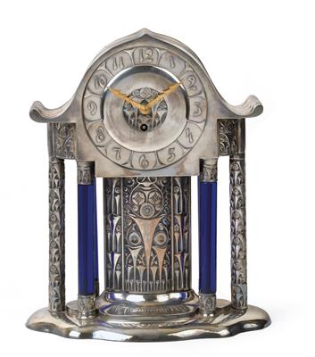 A mantle clock, - Jugendstil and 20th Century Arts and Crafts