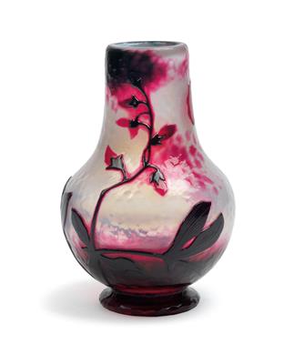 A small vase decorated with orchids, - Secese a umění 20. století