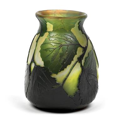 A small vase, - Jugendstil e arte applicata del XX secolo