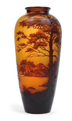 A vase with a sea landscape, - Jugendstil e arte applicata del XX secolo