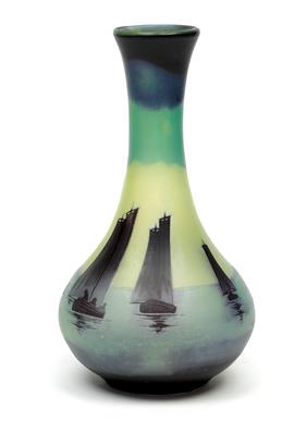Vase mit Segelbooten, - Jugendstil und Kunsthandwerk des 20. Jahrhunderts