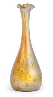 A Lötz Witwe vase with long neck, - Jugendstil e arte applicata del XX secolo