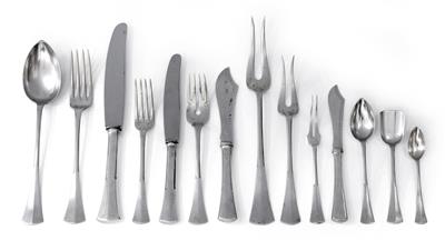 A 168-piece cutlery set from Budapest, - Jugendstil e arte applicata del XX secolo