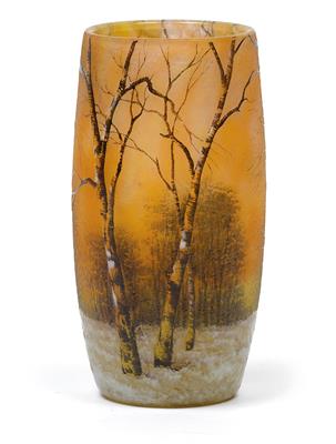 An etched beaker-shaped vase with winter landscape by Daum, - Secese a umění 20. století