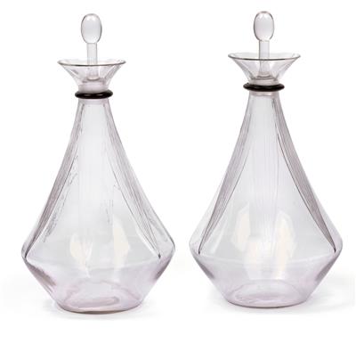 A pair of carafes “Sélestat” by René Lalique, - Secese a umění 20. století