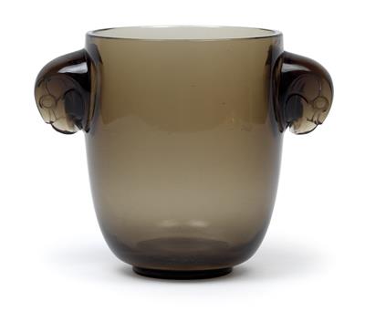 A vase “Albert” by René Lalique, - Secese a umění 20. století