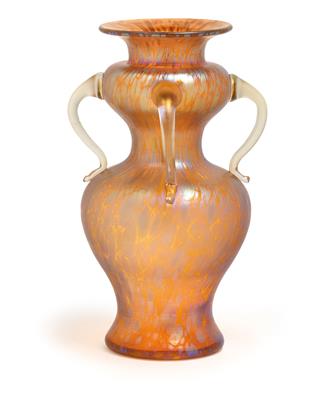 A vase with four handles by Lötz Witwe, - Secese a umění 20. století
