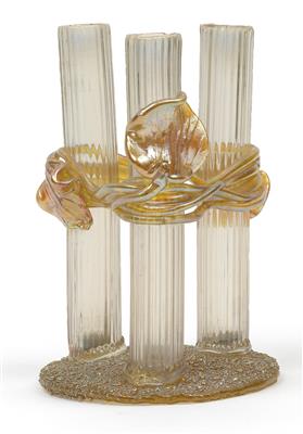 Vase mit drei Röhren, - Jugendstil und angewandte Kunst des 20. Jahrhunderts