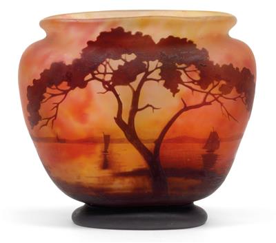 Vase mit Seelandschaft und Segelbooten, - Jugendstil und angewandte Kunst des 20. Jahrhunderts