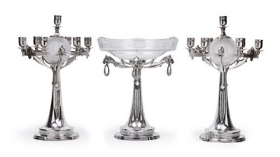 A German three piece table set, - Jugendstil e arte applicata del XX secolo