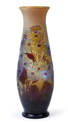 Große Vase mit Blumendekor, - Jugendstil und angewandte Kunst des 20. Jahrhunderts