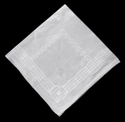 Albin Müller, or Albinmüller (Dittersbach/ Ore Mountains 1871-1941 Darmstadt), napkin (dessert napkin), designed in 1909, executed by A. W. Kisker, Bielefeld, pattern no. 978, qual. 60, from 1 January 1910 to 27 December 1915, - Secese a umění 20. století