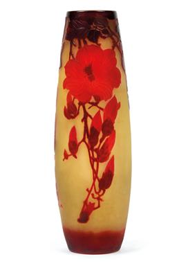 Vase with magnolias, Emile Gallé, Nancy, c. 1925, - Jugendstil e arte applicata del XX secolo